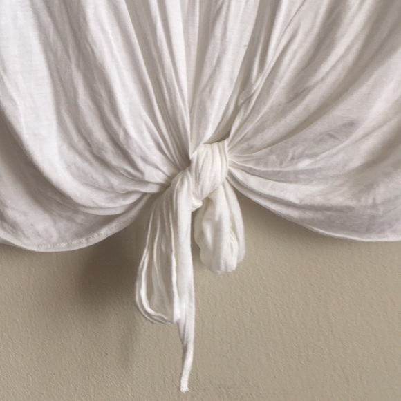 Banana Republic Tie Front Top - Picture 3 of 6